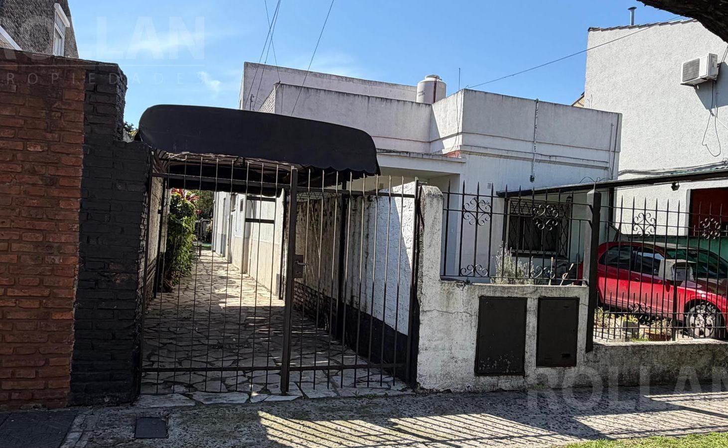Foto de VENTA DOS CASAS EN PH AL FONDO EN CARAPACHAY EXCELENTE UBICACION Y GRAN, imagen 5