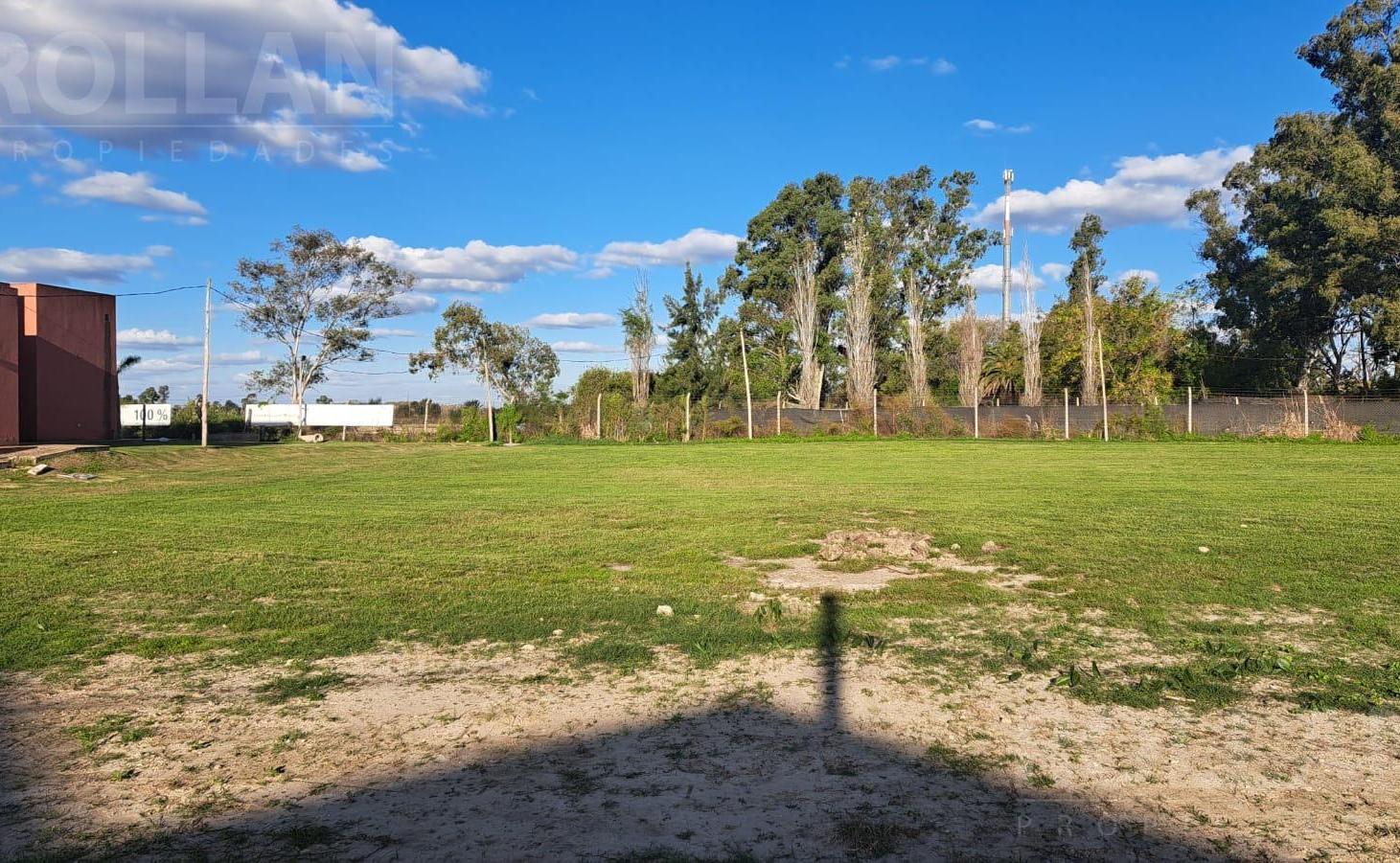 Foto de Terreno perimetral de 847 m2 zona de deportes, imagen 2