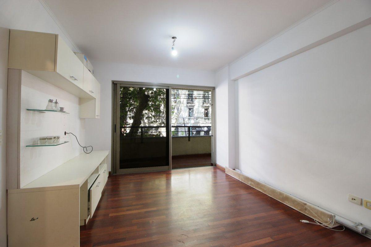 Departamento 3 Ambientes con Balcón en Barracas 4