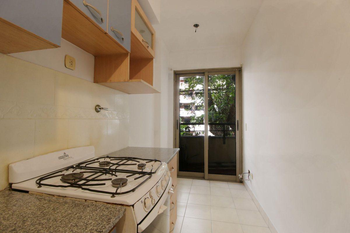 Departamento 3 Ambientes con Balcón en Barracas 3