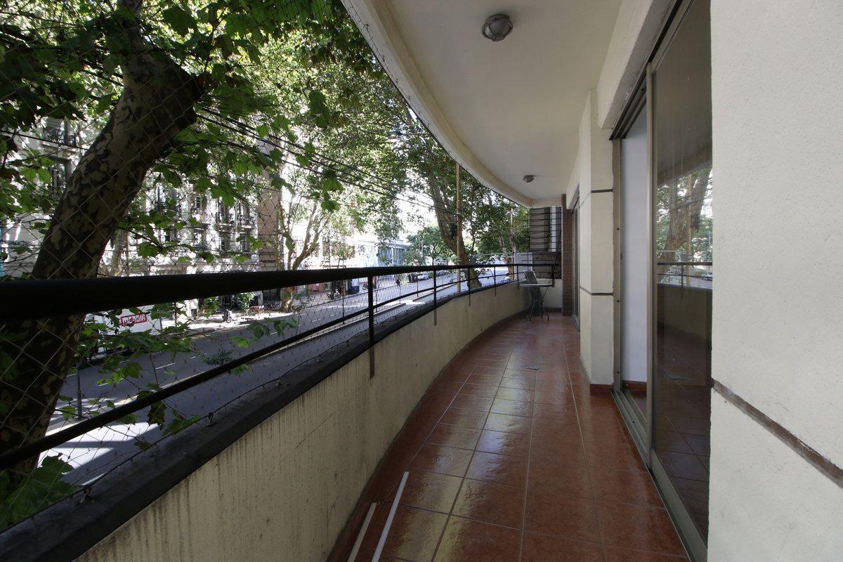 Departamento 3 Ambientes con Balcón en Barracas 1