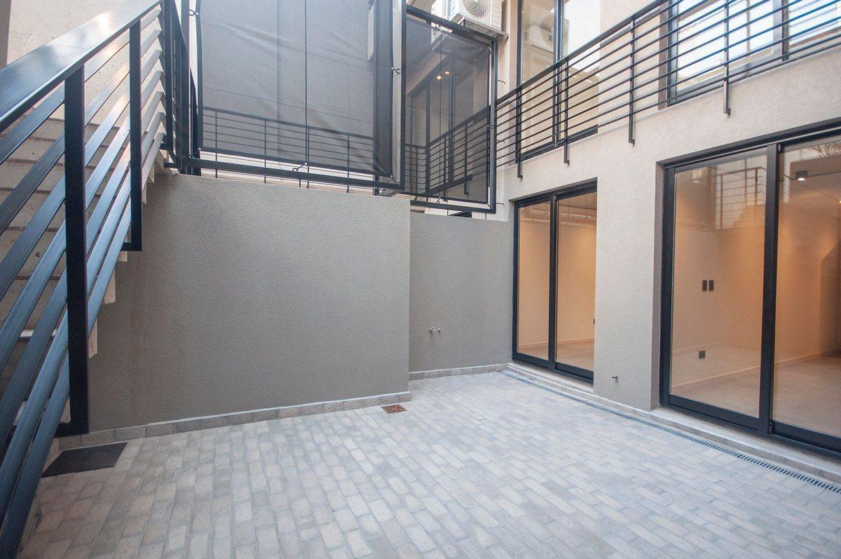 Duplex Tipo Casa, con Jardin y Patio Villa Urquiza 2