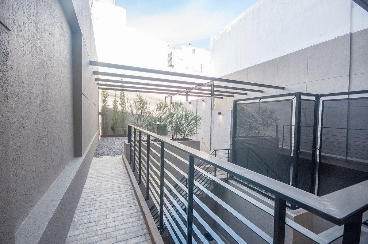Duplex Tipo Casa, con Jardin y Patio Villa Urquiza 1