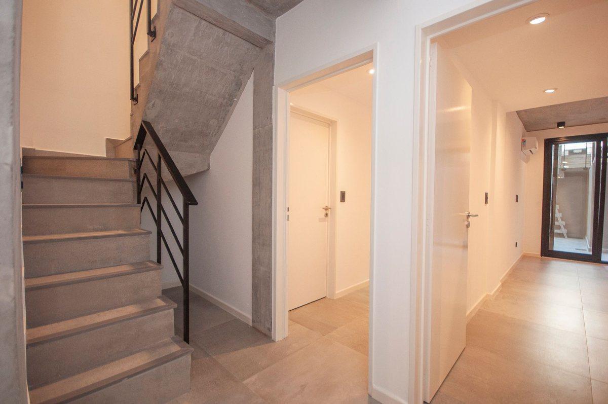 Duplex Tipo Casa, con Jardin y Patio Villa Urquiza 4
