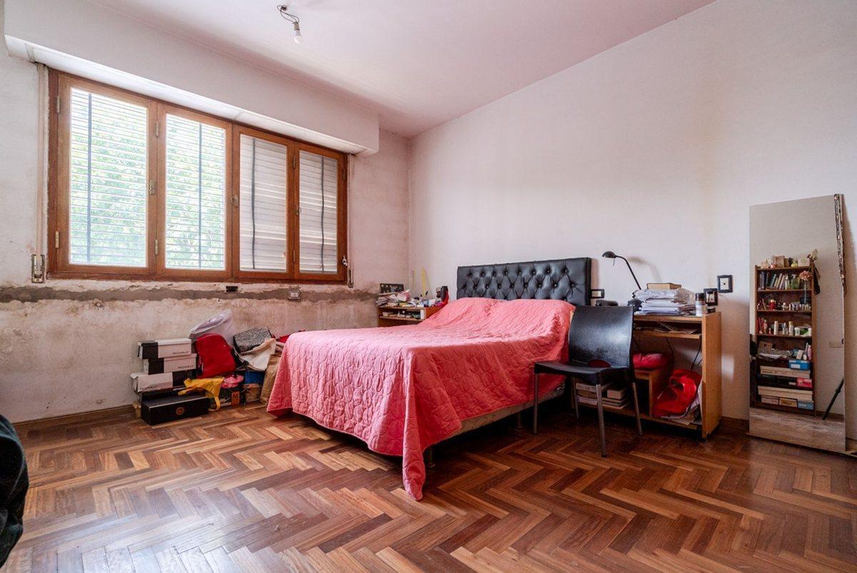 Venta Casa 4 Dorm. Lote Propio Villa Lugano 3