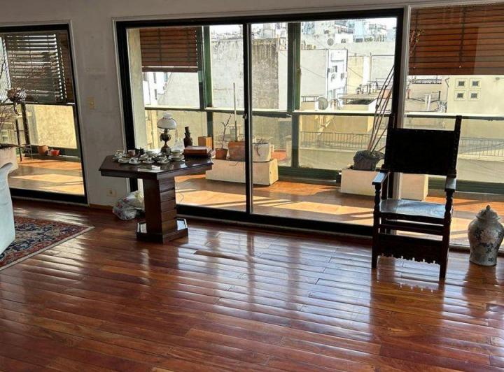 VENTA DEPTO 5 ambientes c/balcón en Retiro 3