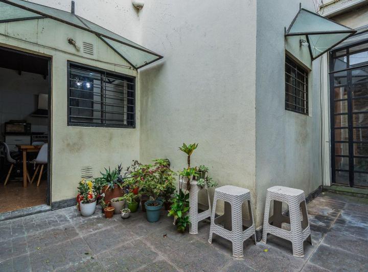 VENTA PH 5 AMBIENTES CON TERRAZA – FLORES 5