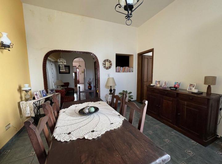 VENTA CASA 5 AMB CON PATIO Y TERRAZA LANUS ESTE 4