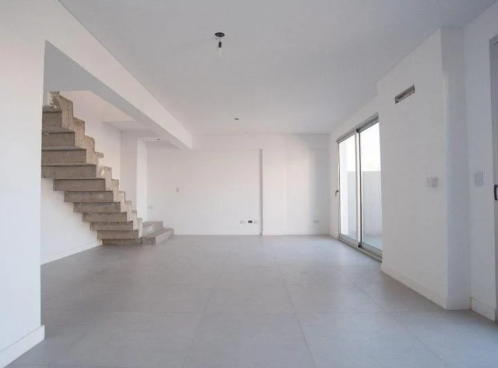 VENTA - 3 AMB - BALCÓN - PARRILLA - OPCION COCHERA 3