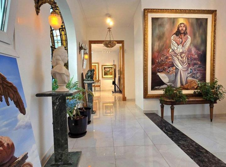VENTA Casa/Coghlan cochera y jardin 5