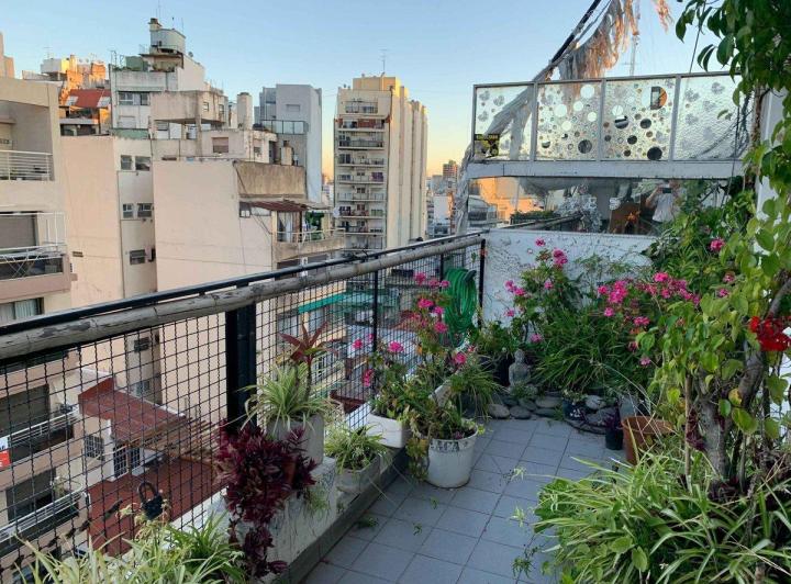 Recoleta. Balcón terraza. luminoso. 4