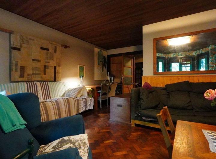 Venta Casa de 6 ambientes en Olivos con Pileta 3