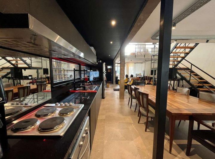 VENTA EN BLOQUE LOFT 4 AMBIENTES Y CSA DE DISEÑO 3