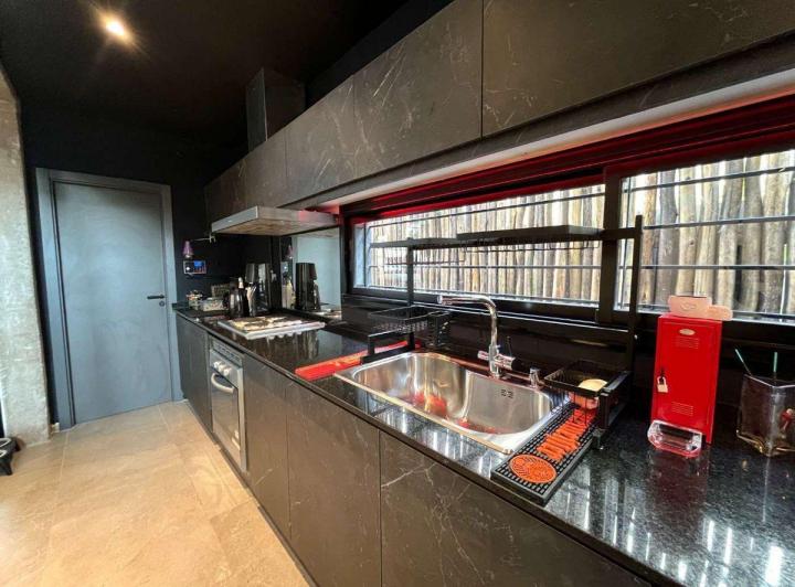 VENTA EN BLOQUE LOFT 4 AMBIENTES Y CSA DE DISEÑO 1