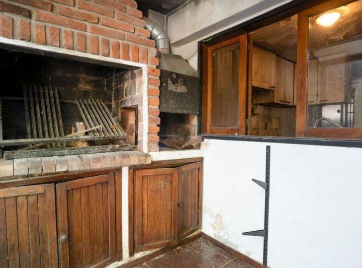 VENTA CASA LOTE PROPIO A REFACCIONAR VICENTE LOPEZ 2