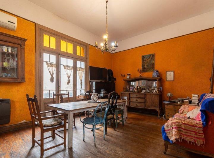 Venta PH 7 ambientes en Parque Patricios 3