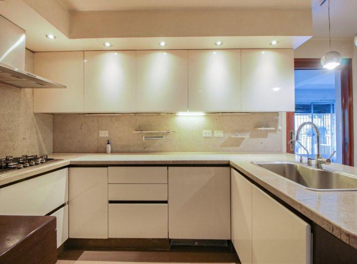 VENTA PISO 5 AMB EN CABALLITO CON COCHERA 195 M2 5