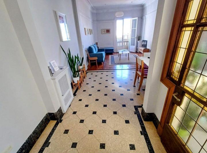 Depto. 4 amb. a nuevo en Centro Histórico de Bs As 2