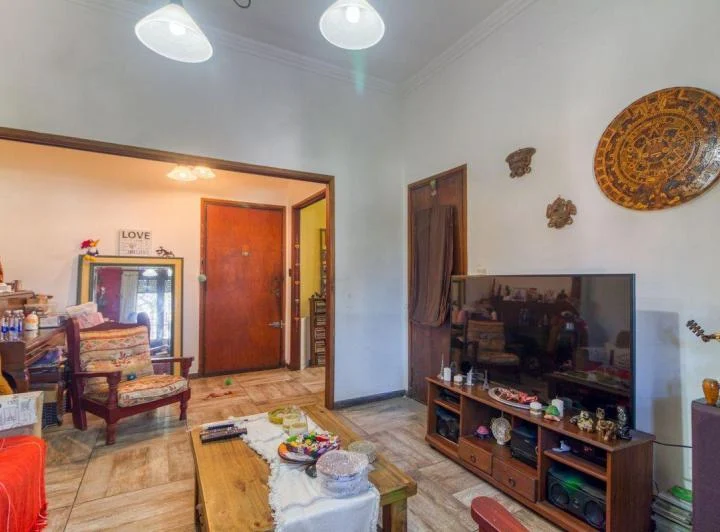 CASA A REFACCIONAR CON PATIO Y TERRAZA 3