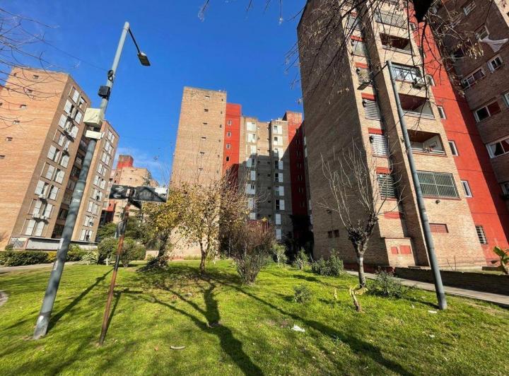 DEPARTAMENTO DE 3 AMBIENTES EN VILLA LUGANO 3