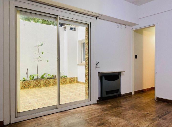 ALQUILER CABALLITO departamento 3 amb. 60M2 PATIO 1