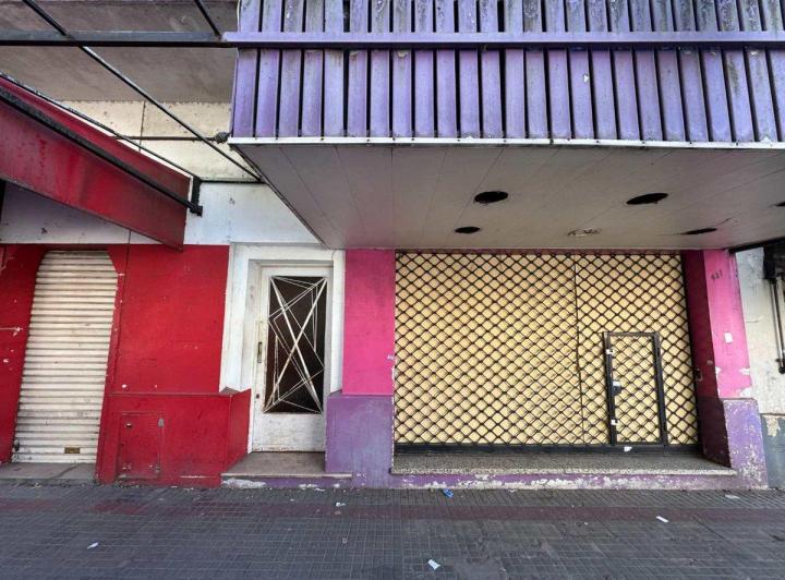ALQUILER LOCAL COMERCIAL/ A REFACCIONAR - BERNAL 3