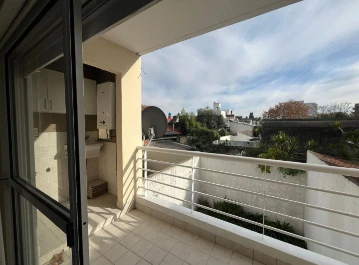 alquiler departamento 2 amb Saenz Peña balcon lava 1