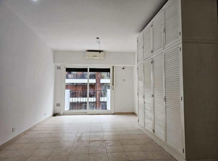 Alquiler Monoambiente c/balcón Barrio Norte 4