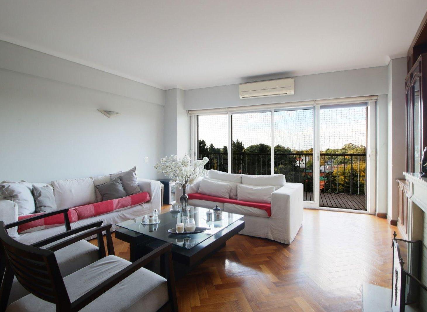 Venta Depto Nuñez 4 amb con dependencia y cochera