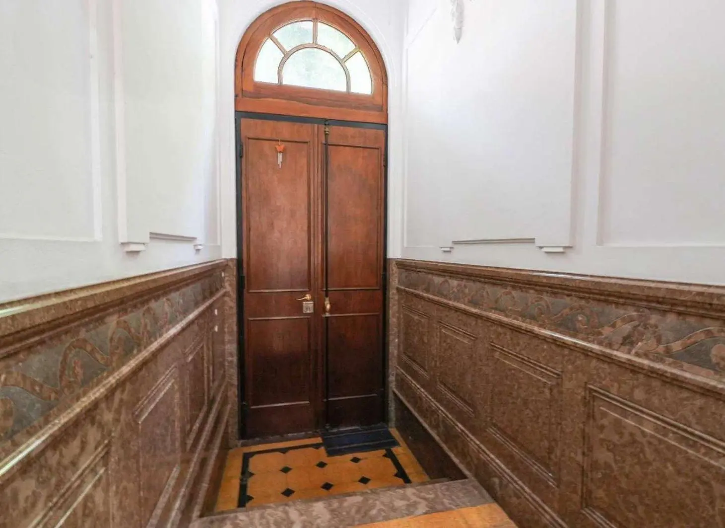 CASA EN VENTA 3 AMB ALMAGRO CON JARDIN Y COCHERA 3