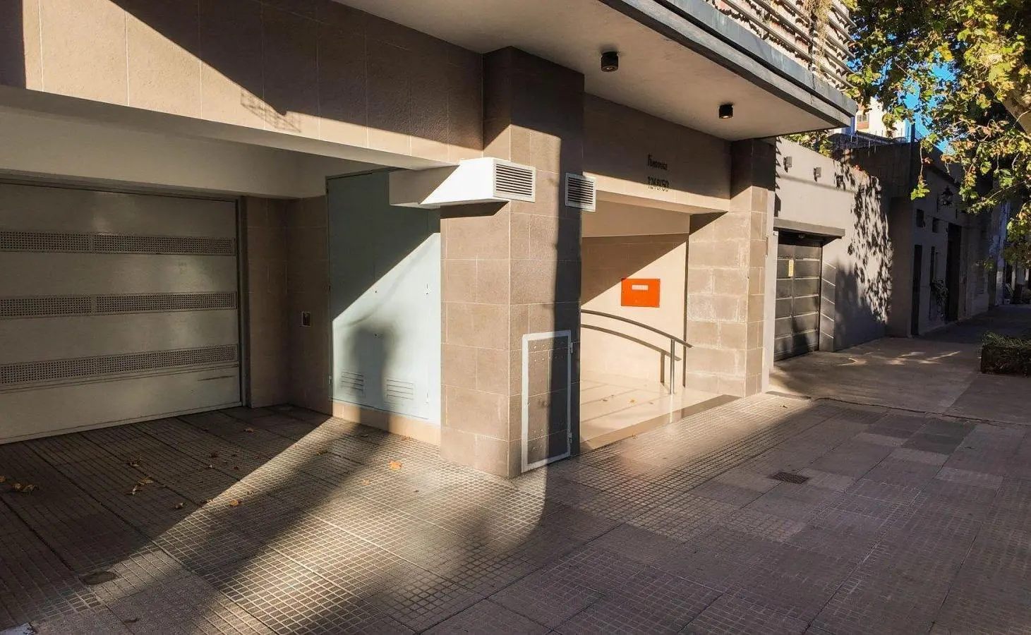 VENTA MATADEROS DTO 3 AMBIENTES, SEMIPISO CON COCHERA PROPIA 2