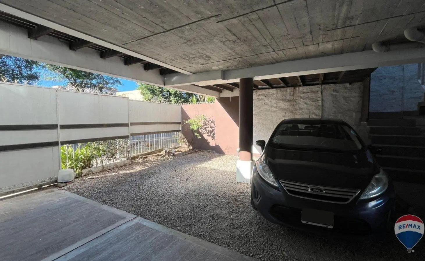 DÚPLEX EN CONDOMINIO PILETA – COCHERA- PILAR 4