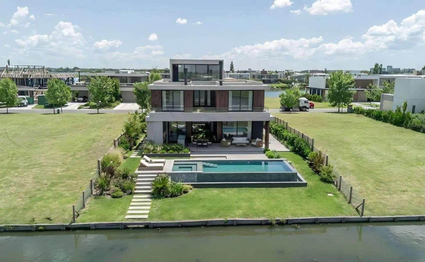Casa en  Venta  Nordelta Virazon 2