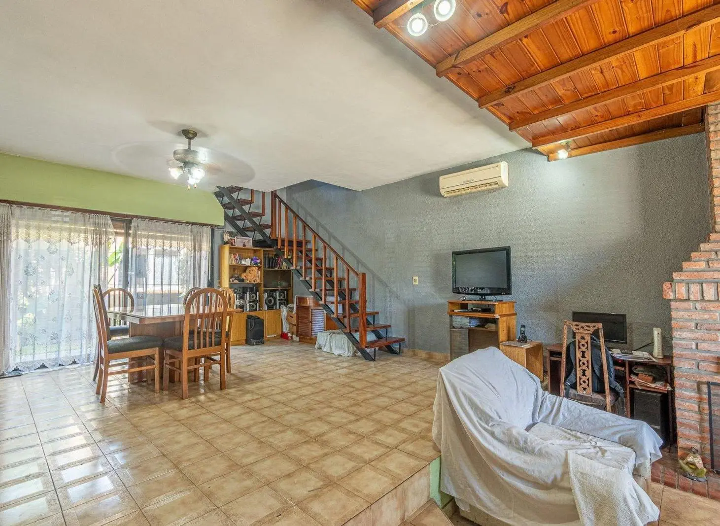 VENTA CASA 3 AMB EN HURLINGHAM C/ JARDÍN Y GARAGE 5