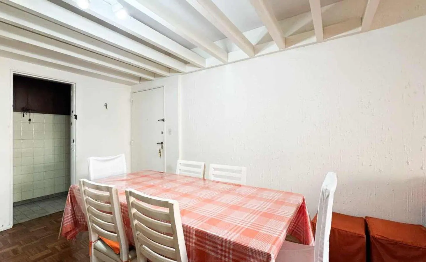 VENTA DPTO 4 AMBIENTES EN CABALLITO. UBICACION EXC 3