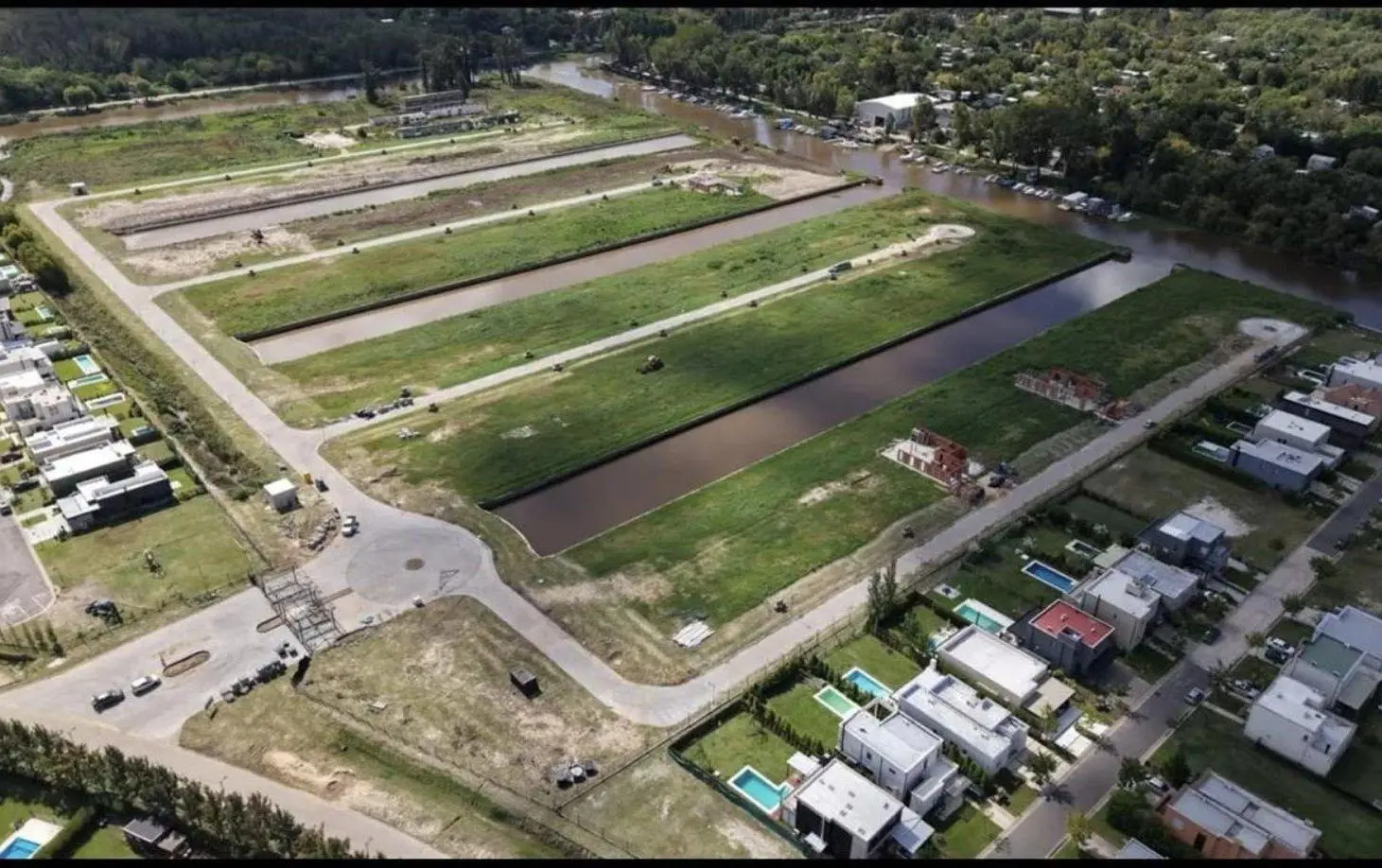 VENTA LOTE AL RIO BARRIO NAUTICO VILLA NUEVA PERMUTA FINANCIA 2
