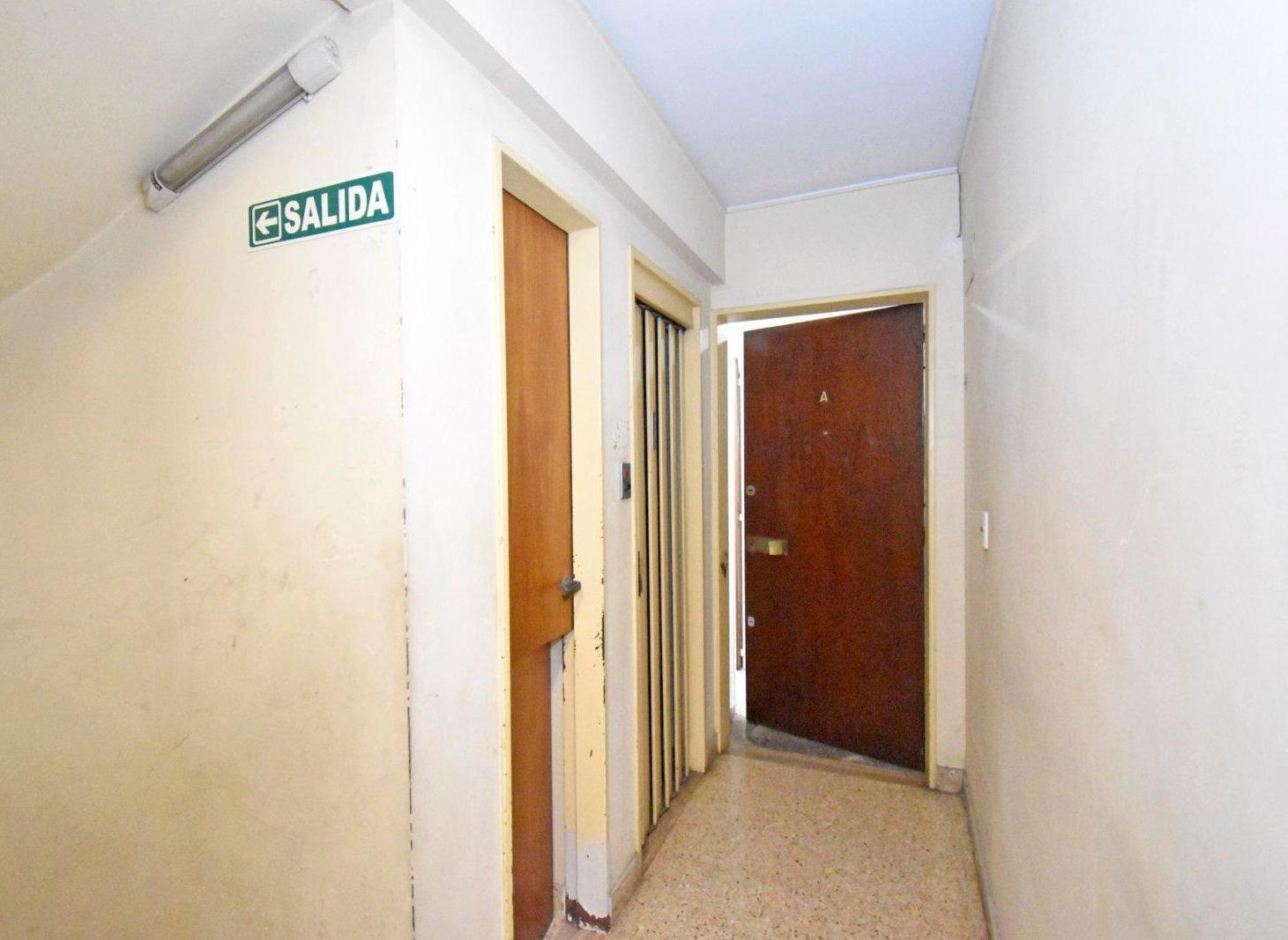 VENTA 4 AMB COCHERA/ BAUL. CABALLITO. APTO CREDITO