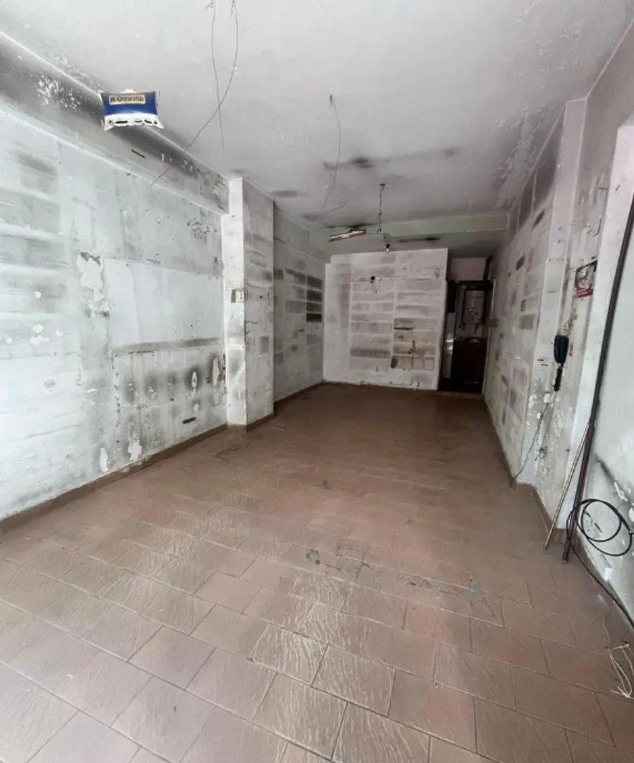VENTA EN BLOCK DE COCHERAS- LOCAL Y 2 BAULERAS EN PALERMO 5