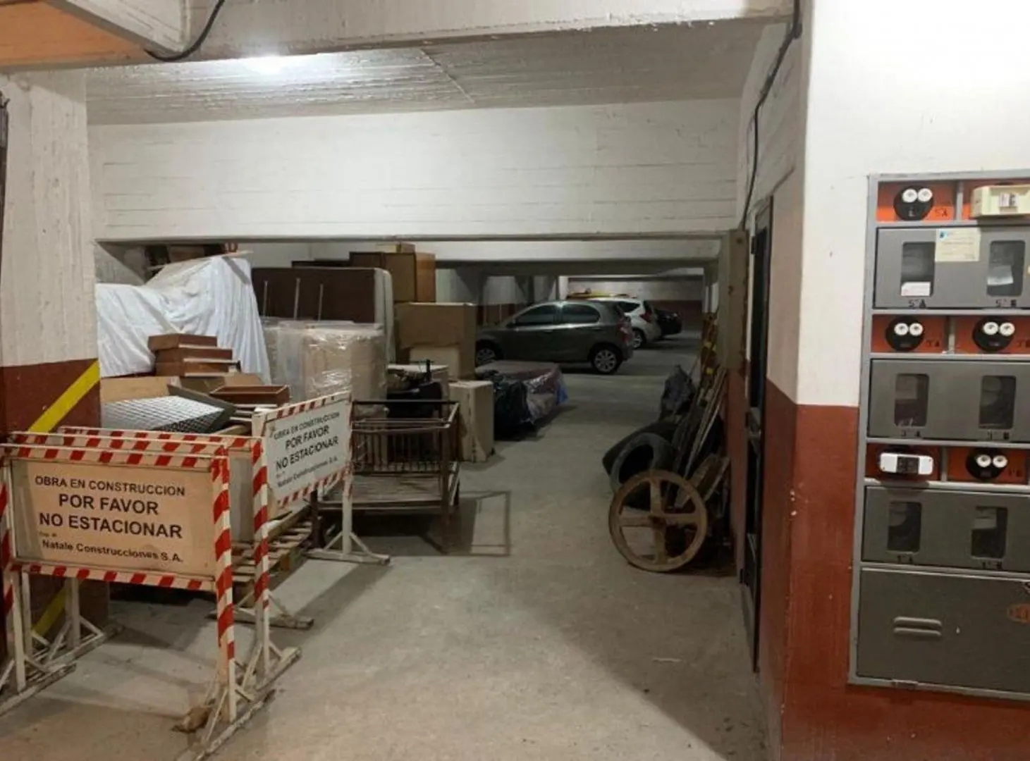 VENTA EN BLOCK DE COCHERAS- LOCAL Y 2 BAULERAS EN PALERMO 4