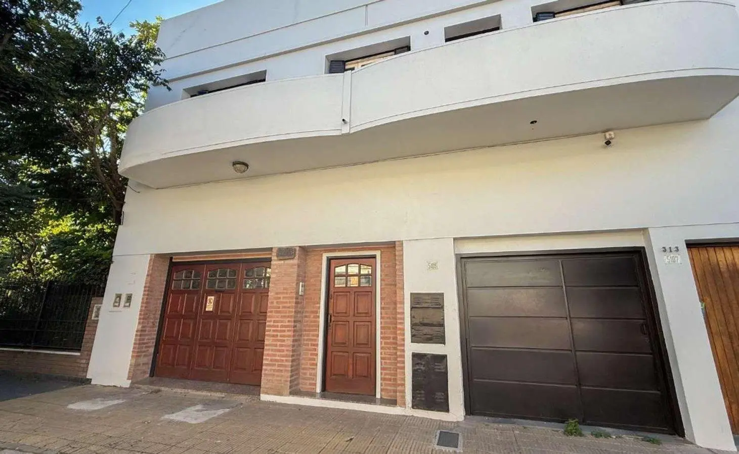 VENTA CASA 5 AMB CON DEPTO 3 AMB SOBRE MISMO LOTE 2