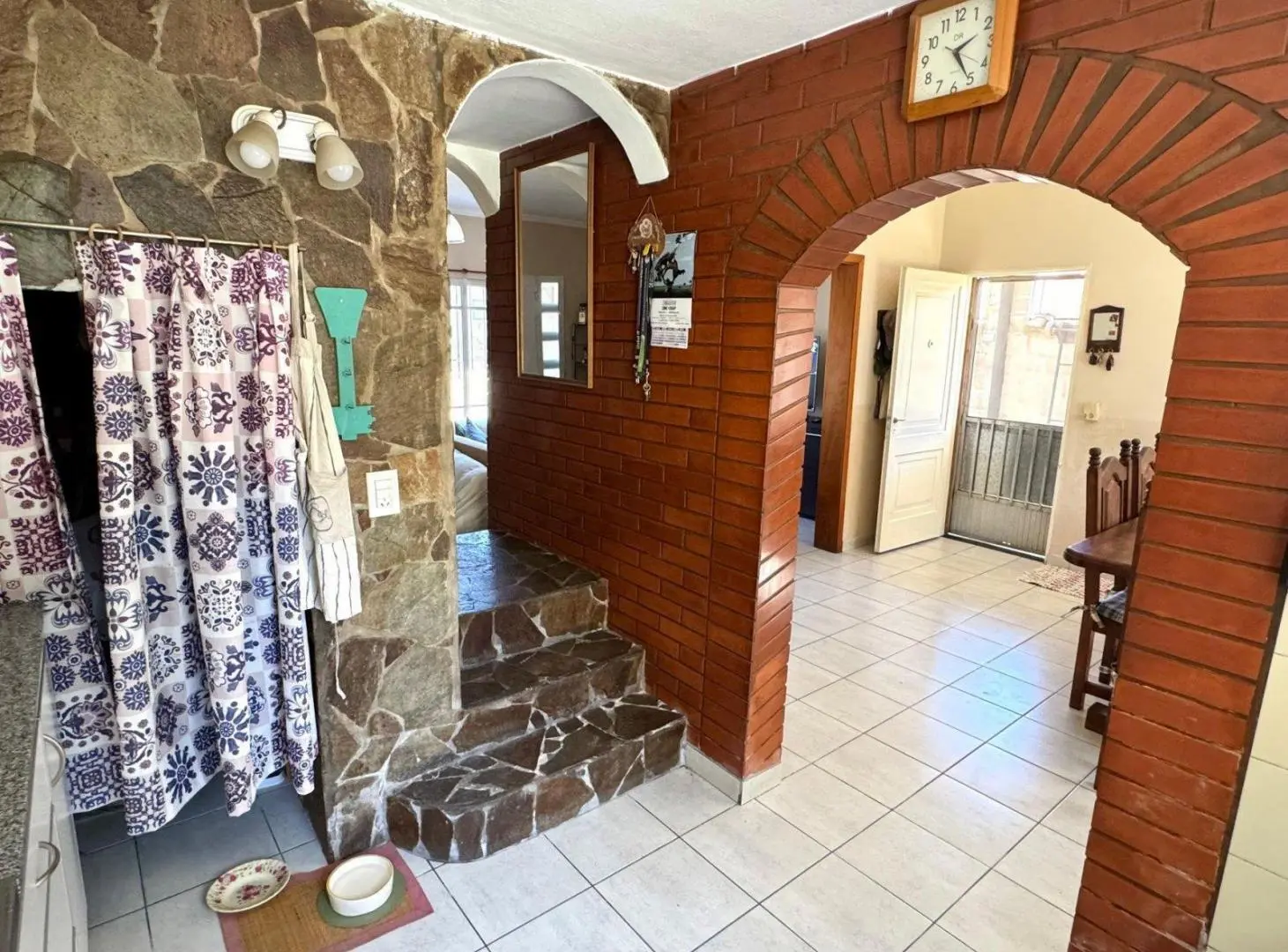VENTA DE PH MULTIFAMILIAR  EN ZARATE 3