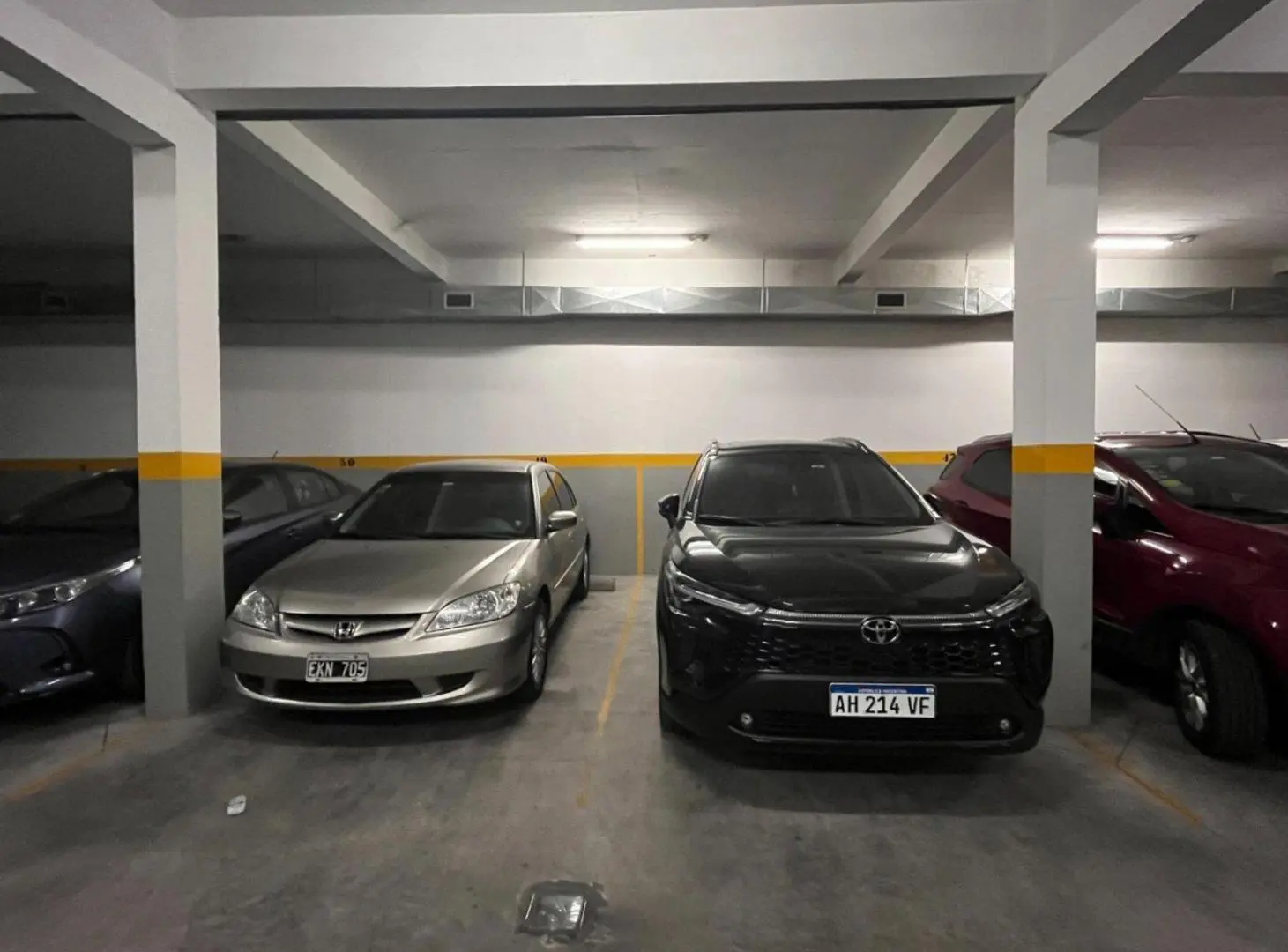 Venta cochera fija y cubierta Villa Crespo 5