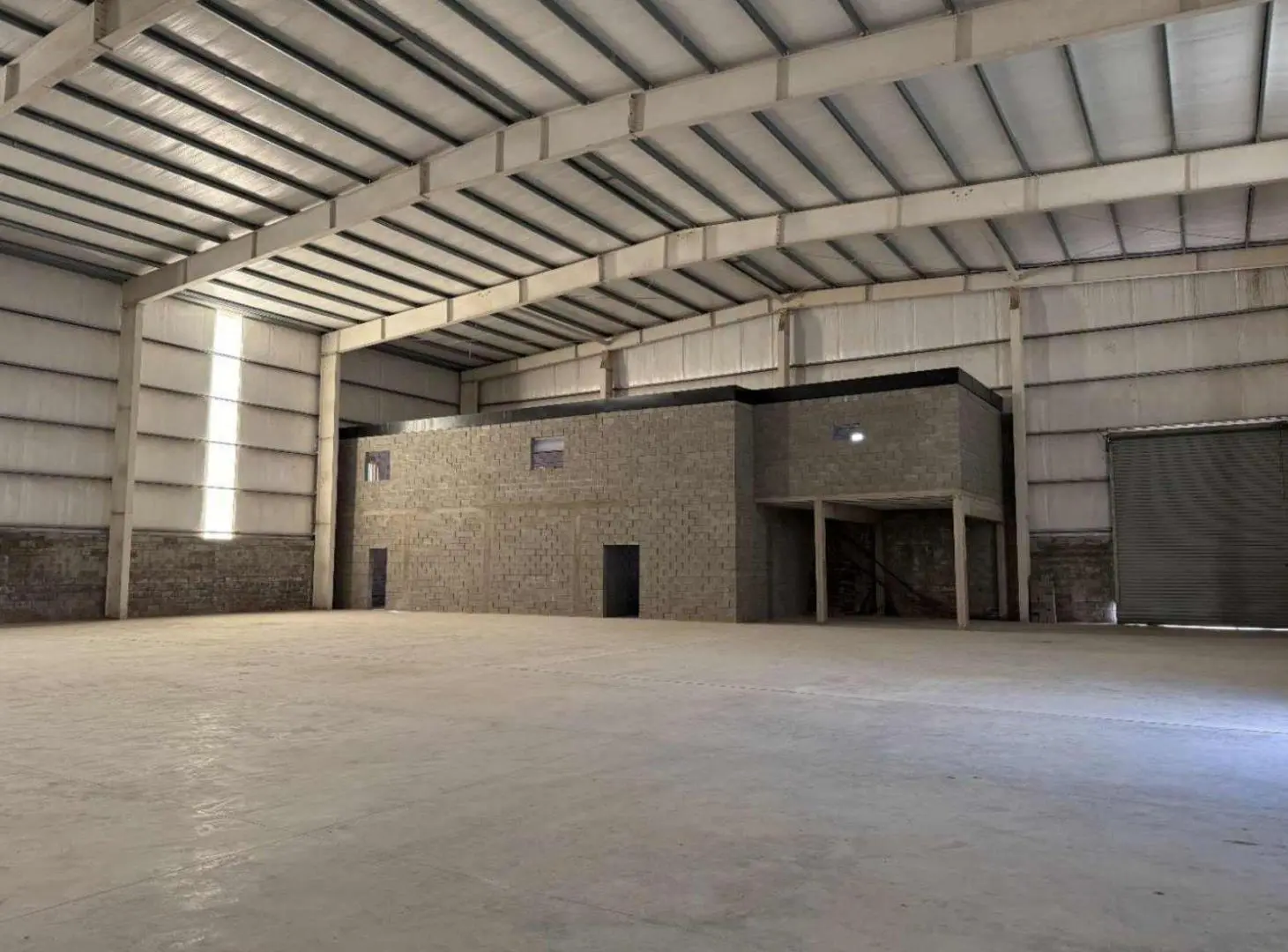 ALQUILER GALPON A ESTRENAR POLO EZEIZA 2