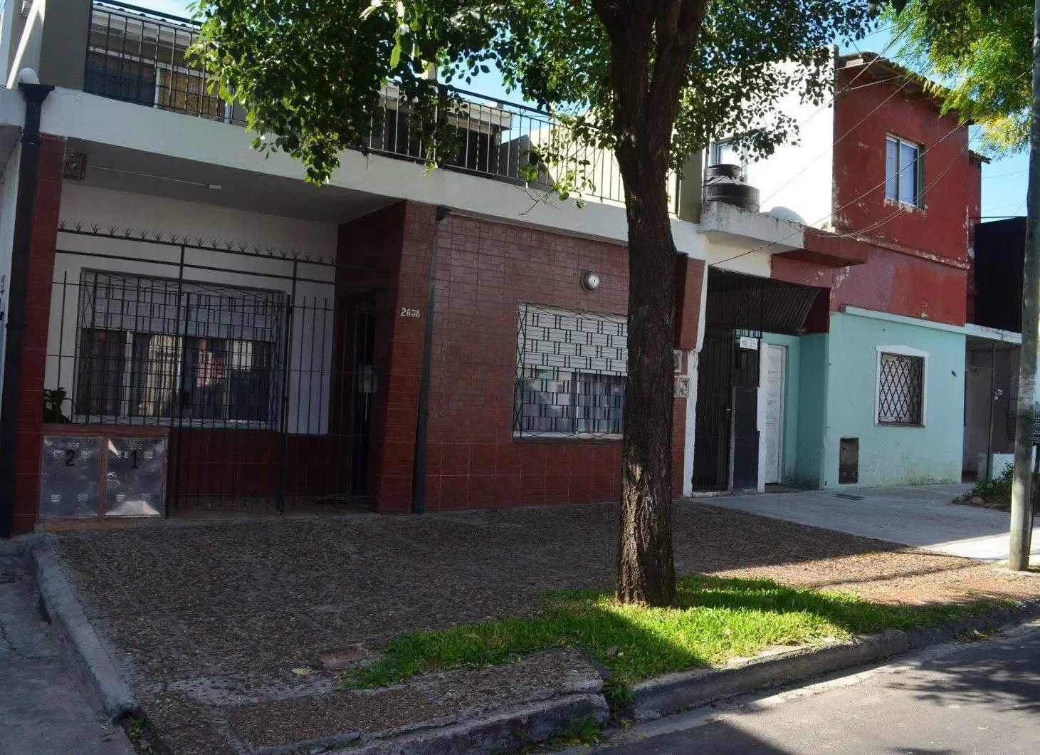 VENTA PH 3 AMBIENTES CON PATIO, TERRAZA Y QUINCHO EN VICTORIA 3