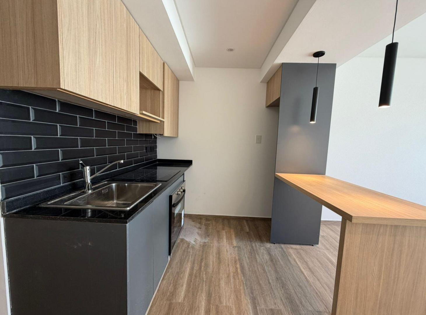 Venta depto. duplex 2 amb. Ultimo piso con balcón y terraza en Villa Crespo