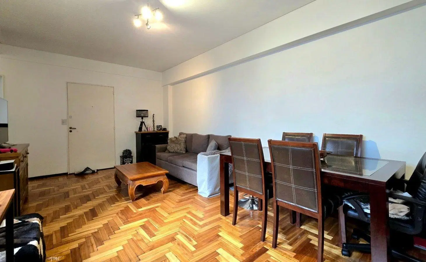 Venta Belgrano 2 Amb. con Baulera. 3