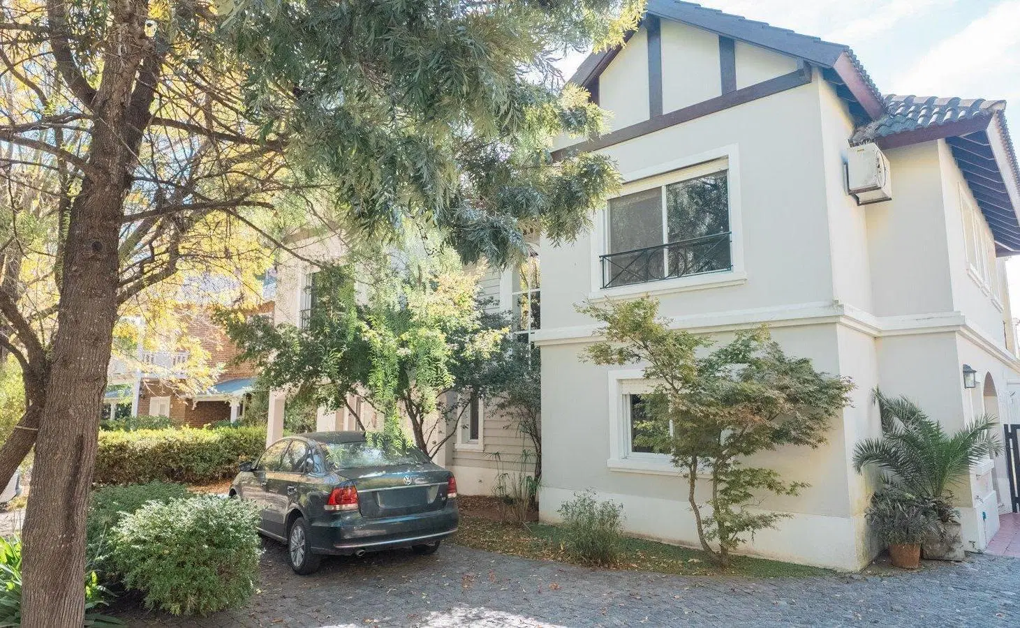 VENTA CASA 8 AMB - CLUB DE CAMPO PUEYRREDÓN 3