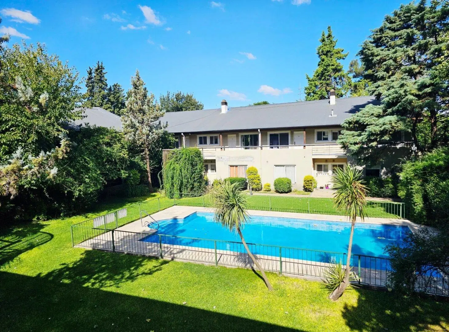 Venta Departamento 2 ambientes con Piscina y Jardín en Villa Morra, Pilar 2