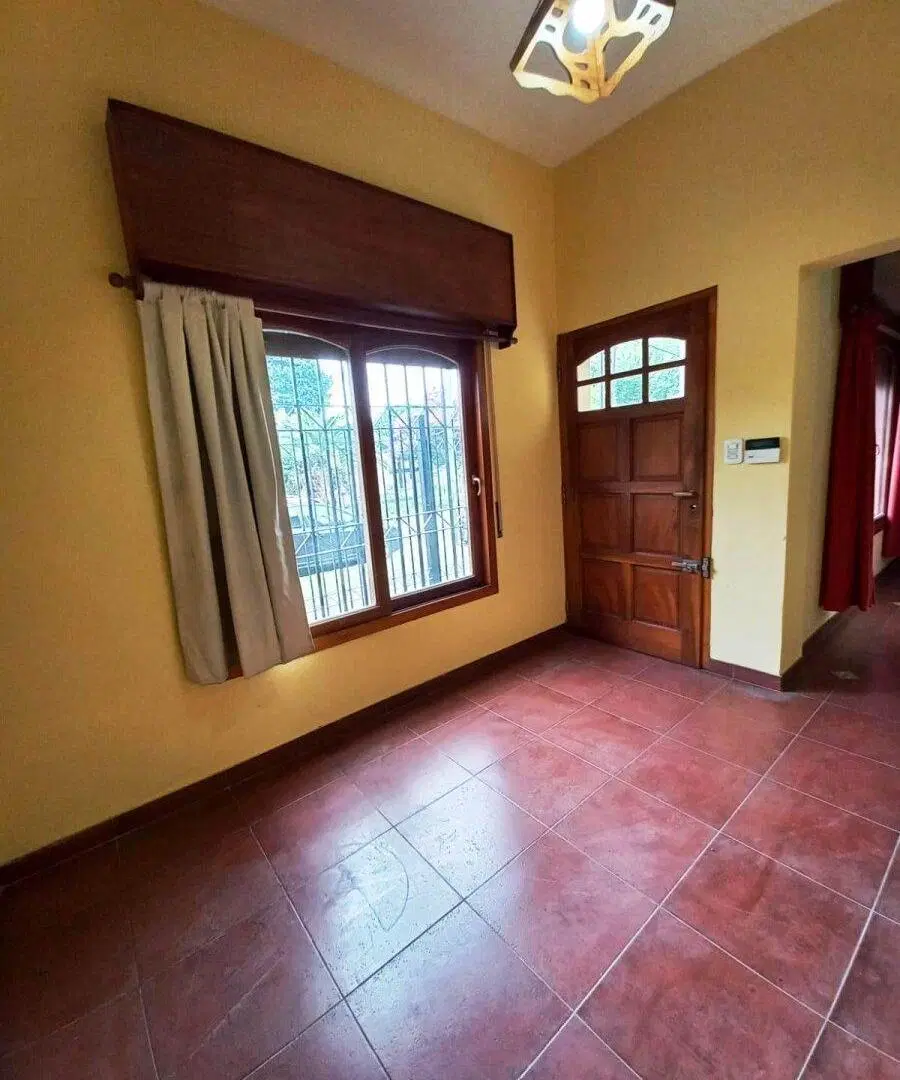 Casa en venta en El Palomar, Morón. 2