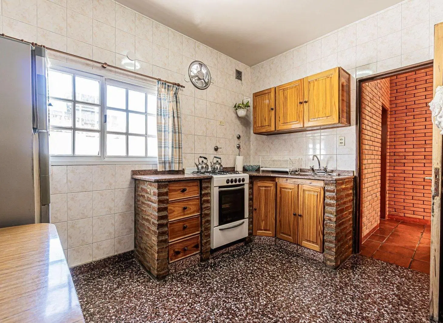 Venta de Muy luminoso PH en Santos Lugares 2